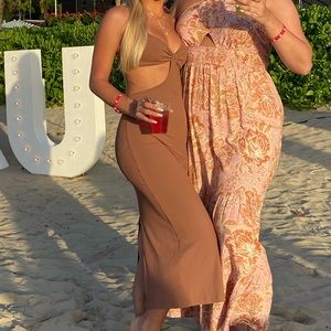 Brown amazon cut out dress size small